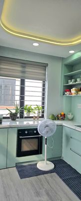 Cho thuê nguyên căn nhà phố liền kề 5 phòng ngủ, thiết kế đẹp Full đồ