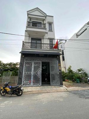 cho thuê nhà nguyên căn ngay sau lưng kdl bến xưa