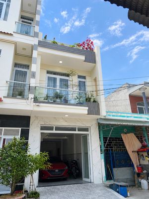 Cho thuê nhà nguyên căn 1 trệt 1 lầu 2 phòng ngủ bắc nha trang giá 14