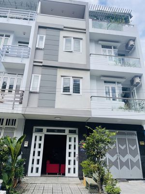 Cho thuê nhà phố 3 lầu gần chợ đo đạc – 4 phòng giá chỉ 20 triệu