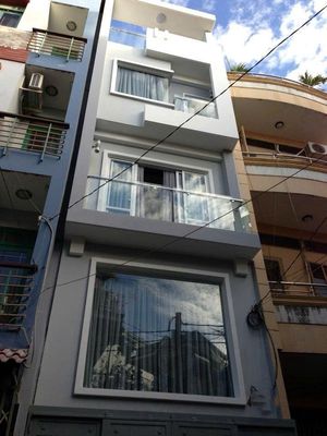 Bán nhà HXT 489 Huỳnh Văn Bánh, 5 tầng còn mới,45m2 giá chỉ còn 11 tỷ