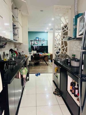 Bán căn hộ tầng 15
