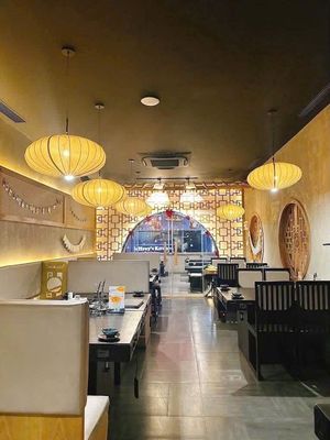 Cho thuê nhà góc 2 mặt tiền 170 cống quỳnh, q1 – 4.2x20m, 3.850usd