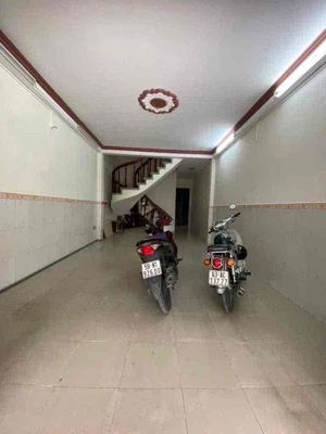 Cho Thuê Mbkd chợ hồ trọng quý O 9 3 3 3 3 2 2 8 3