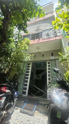 bán nhà 3 tầng có sân vườn hẻm xe hơi đường đào cam mộc P4,Q8