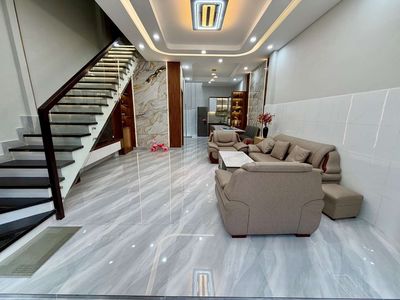 5x11 nở hậu. bán nhà lũy bán bích ngay ubnd tân phú. 4pn. mới full nt