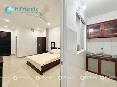 Cho thuê căn hộ thang máy tách bếp tại sân bay