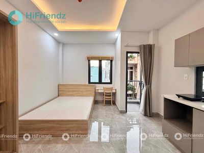 Studio ban công – phòng mới đẹp, full nội thất