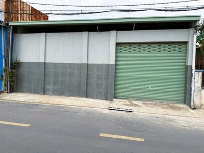 Cho thuê kho xưởng xd mới 400m2 khu vực hóc môn — ảnh 1