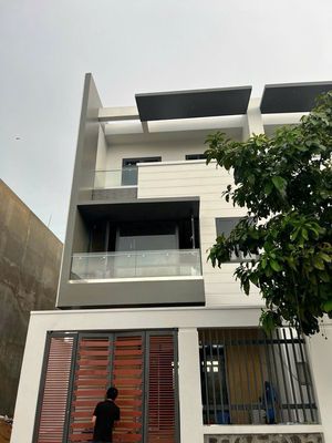 Bán nhanh nhà phố liền kề - nhà thô - Đã được cấp sổ hoàn công