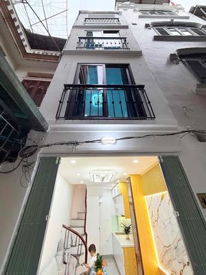Bán nhà phố Tôn Đức Thắng - 15m ra phố - 30m2 x 6 tầng.
