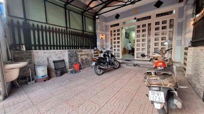 Nhà đẹp sổ riêng – ô tô ngủ trong nhà - trung tâm lái thiêu