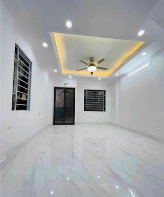 Nhà nguyên căn phố Trương Định . 43m2 x4T. Ngõ rộng thoáng .