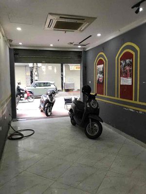 Cho thuê nhà mặt phố Hồ Đền Lừ 30m2 x5T kinh doanh 3PN giá 15 triệu/1t