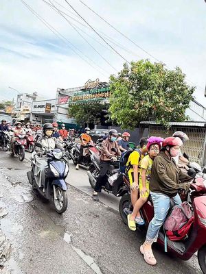 Mặt tiền vị trí đắc địa buôn bán sầm uất nguyễn thị búp q12
