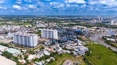 Căn hộ mới tinh lầu 15 Conic Boulevard rất thoáng mát
