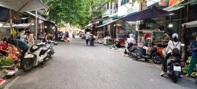 Nhà mới 3 tầng kinh doanh TT Mê Linh, 7.x tỷ