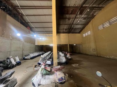 Cho thuê kho 350 m2 quận 6