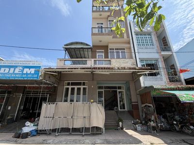 Nhà bán 3 tầng tại Tháp Mười, Đồng Tháp, 126m2, 3.666 tỷ