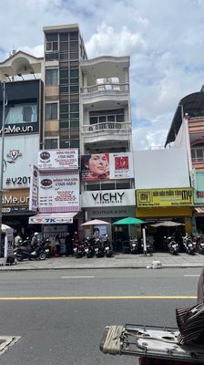 Mặt tiền hậu giang 4m x 20m , 1 trệt 3 lầu khu vực kinh doanh đông đúc