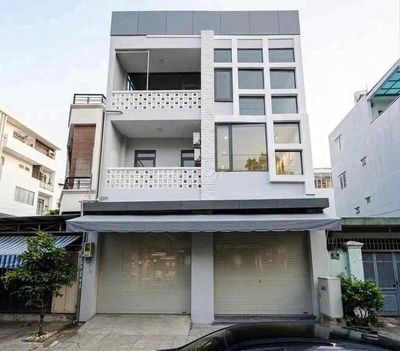 NHÀ ĐẸP KHU VIP - 58A Thành Thái, P.12, Q.10 - DTSD 450m2, Sàn Suốt