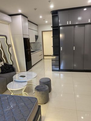 Chính Chủ bán gấp Studio 34m2 Full đồ Cao cấp vào ở ngay , Sãn Sổ Đỏ
