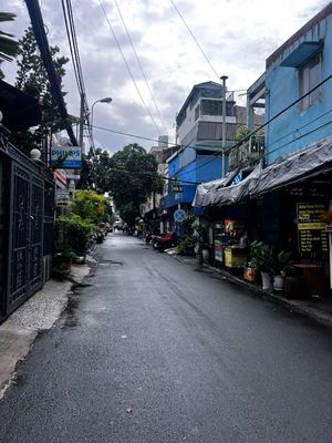 Cho thuê nhà 2 MT trước sau căn hẻm đường Nguyễn Oanh . Quận Gò Vấp