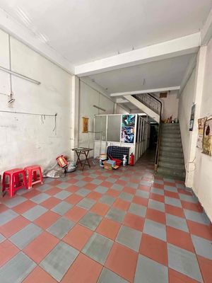 cho thuê nhà khu bảy hiền cải tạo tự do DT: 4m x 25m trệt lầu 10tr