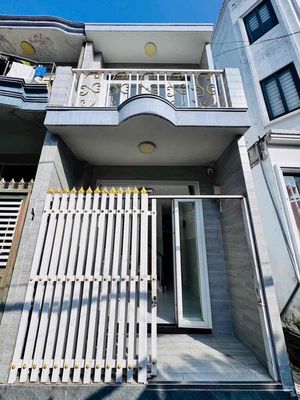 Lô góc nguyễn văn lượng – hẻm xe hơi -21.2m-2.t6.còn tl dt: – nga