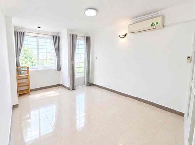 nhà 2 PHÒNG NGỦ 3x7 cách mạng tháng 8