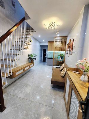Cho thuê nhà k142 điện biên phủ 8tr/tháng