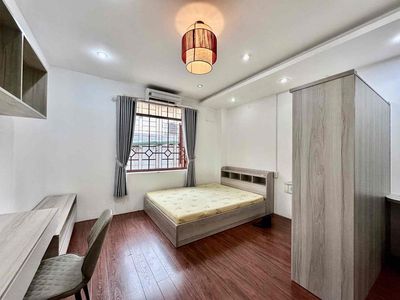 Cho thuê studio tách bếp full nội thất ở Sư Vạn Hạnh giá rẻ