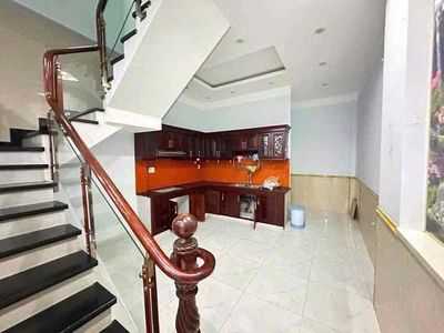 Nhà 4 tầng sân oto khu ven sông gần gigamall sẵn nội thất cơ bản