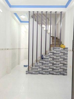 Nhà đẹp q7- 3 lầu đúc- 3,2x8m- 4pn- ko qh- chỉ 3 tỷ nhỉnh