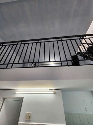 Nhà 2 pn Gía 5 triệu gần trường ĐH Ngoại Thương, Bình Thạnh