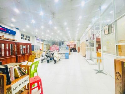 Bán nhà mặt tiền DT743, 356.3m², 6PN, 17 tỷ