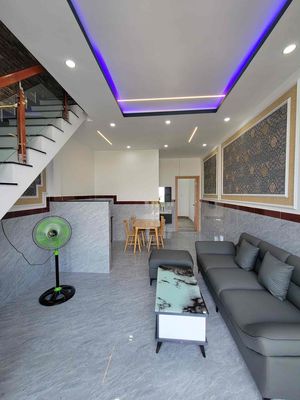 nhà xây mới hoàn công đầy đủ