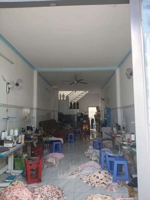 Nhà giáp Tân Phú | 4x18,5m | Tầng trệt cực rộng Hẻm ô tô 5m thông