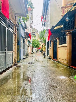 Nhà đẹp mặt ngõ Sông Sét, ô tô vào nhà, lô góc 3 thoáng, gần 50m2 x 5T