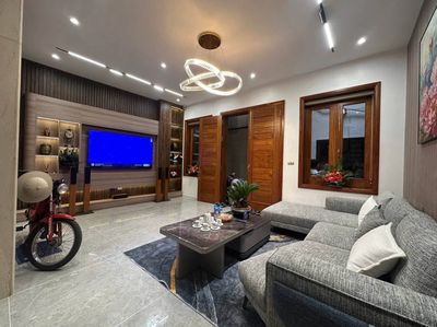 Nhà phố Bạch Mai, 50m2, 6 tầng, full nội thất, có thang máy