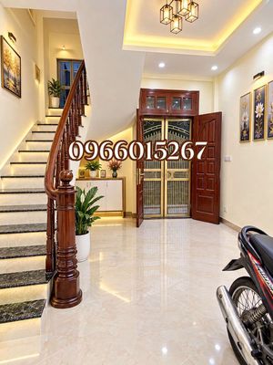 Bán nhà 4 tầng + tum 3 tỷ, sổ đỏ riêng, Hai Bà Trưng