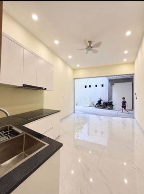 Nhà 4 tầng Bạch Mai, 5.28 tỷ