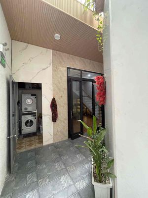 301 cho thuê homestay 2 tầng nguyên căn trưng nữ vương