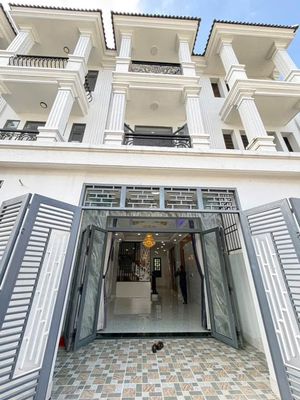 Bán nhà 1 trệt 2 lầu mặt tiền đường 9m view công viên