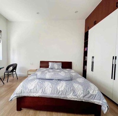 305 cho thuê nhà 2 tầng nguyên căn trần văn dư
