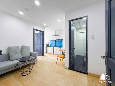 Căn hộ mini mới xây Full nội thất cao cấp 1PN lớn gần cầu Nguyễn V. Cừ