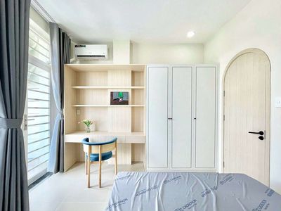 Căn hộ dịch full nội thất gần trung tâm trống linh hoạt