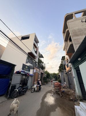 Đất Trường Lưu Long Trường 50,4m², hẻm ô tô thông, giá 3,15 tỷ