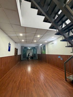 Nhà cho thuê gần aeon tân phú, 4x15m, 2 phòng, hẻm xe hơi