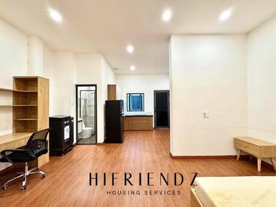 Cho thuê studio full nội thất cao cấp - mới xây ngay gần ngã tư bốn xã